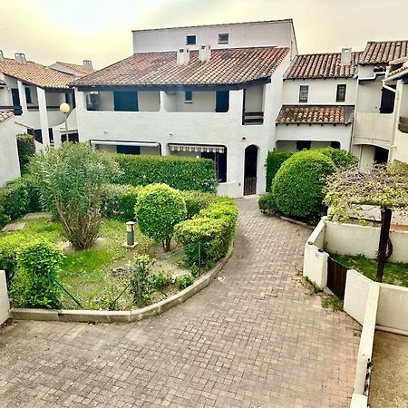 Appartement Climatise Avec Chambre Et Parking Privatif Locations Vld Camargue Saintes-Maries-de-la-Mer Kültér fotó